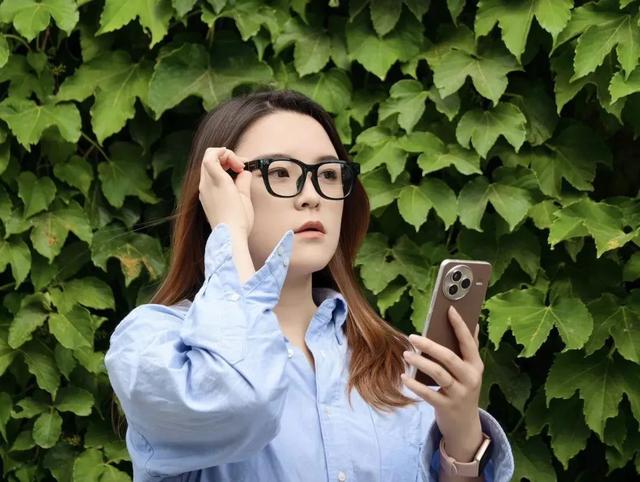 首銷破三萬臺，「賣爆」的小米眼鏡給行業帶來了什么？