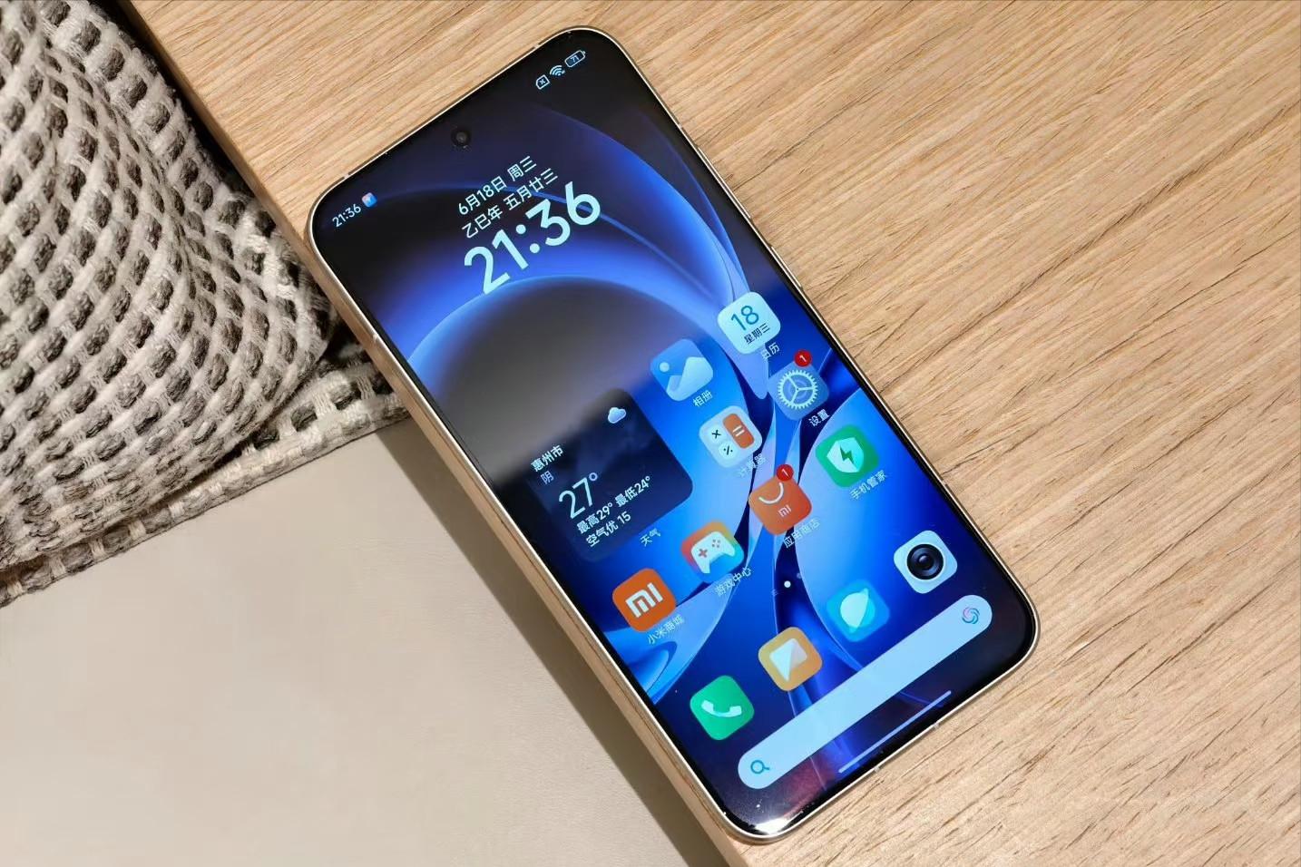 红米果断“发飙”,144HZ直屏+7410mAh,天玑9400+旗舰跌至新低