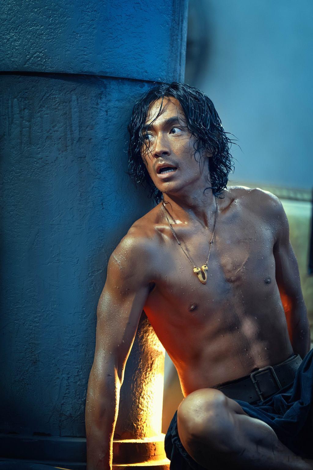 明明长相“普通”,却被粉丝吹上天,这几位男星脸不红么?