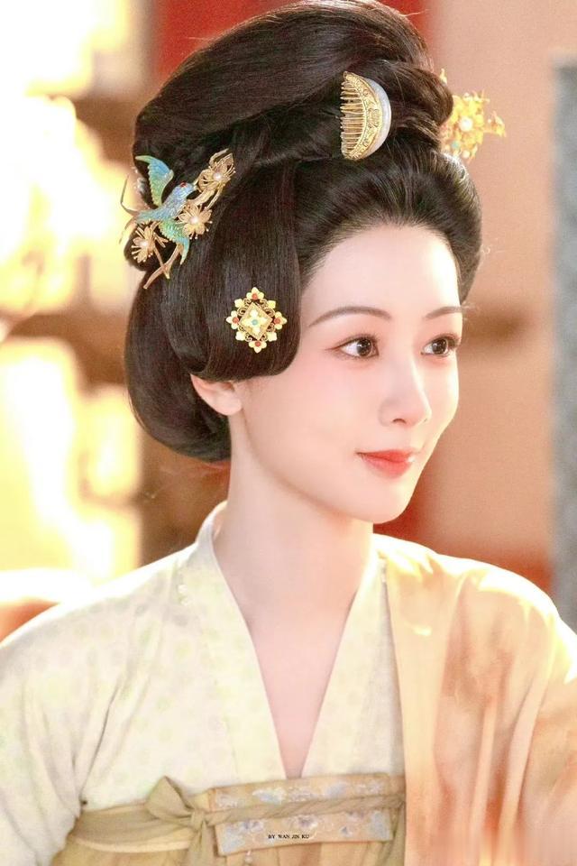 张晚意下部剧?杨紫、杨超越、舒淇、唐嫣事业运起飞?