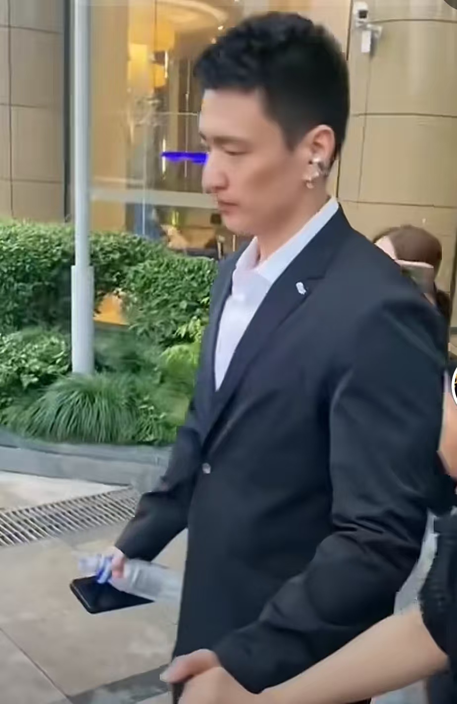 爱的不是你的卵巢！颜丙燕透露男友身体好，又老又胖担心不能生娃