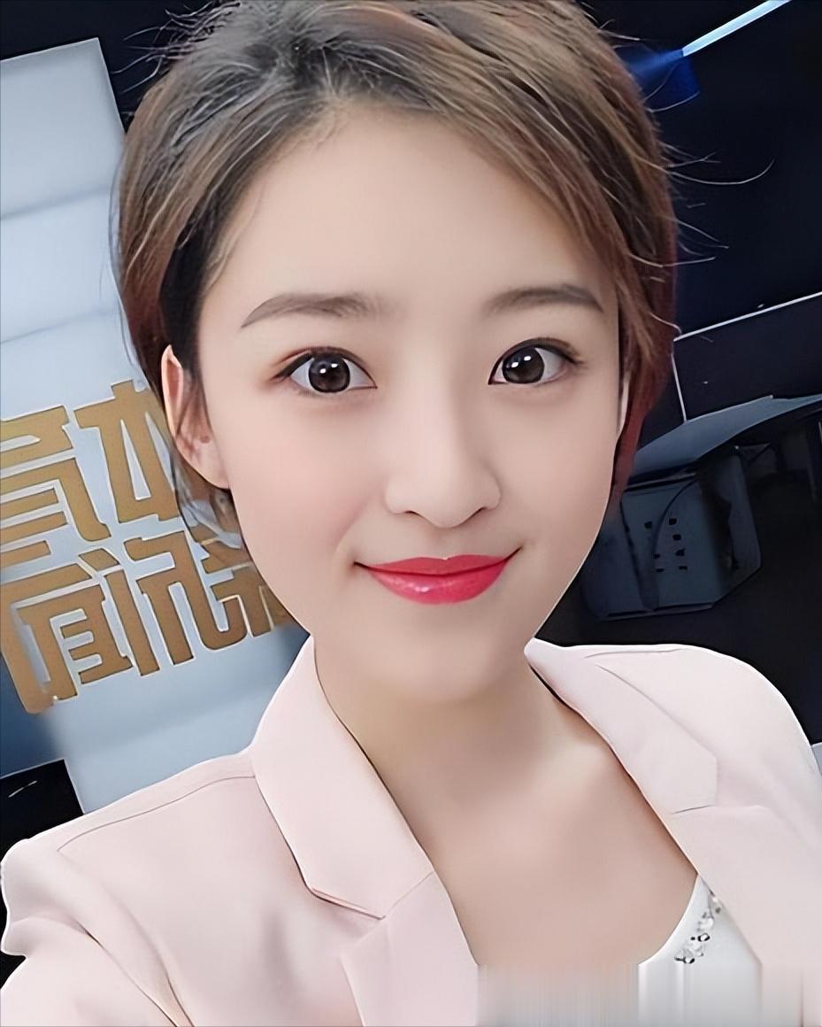 前央视美女主持，为家人离开央视4年，曾中度抑郁，33岁她后悔吗