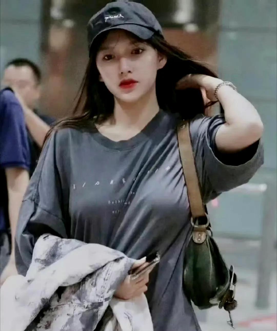 她真的是天赋型选手 程潇又瘦又有肉