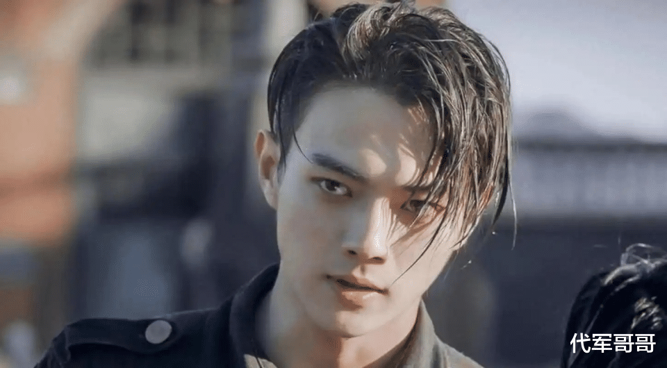 盘点2025年轰动娱乐圈的十大事件，你都知道吗？