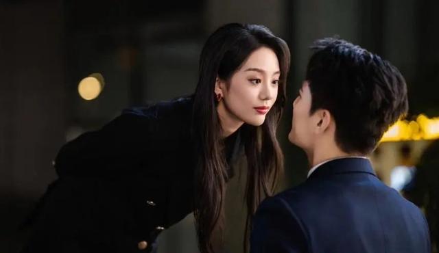 短剧女王,太想红了