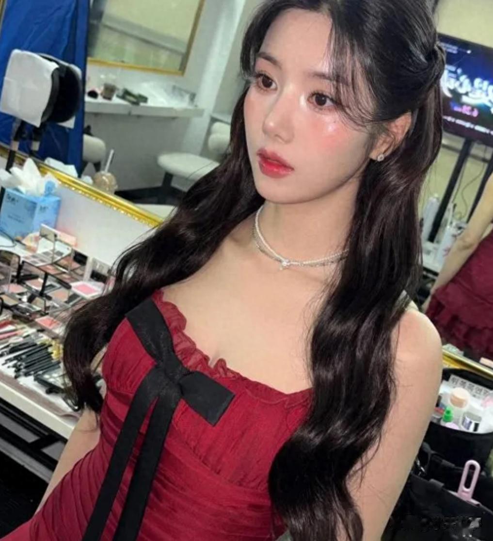 韩国女星自掏腰包，为哥哥办婚礼，只因当年哥哥偷偷为自己付学费