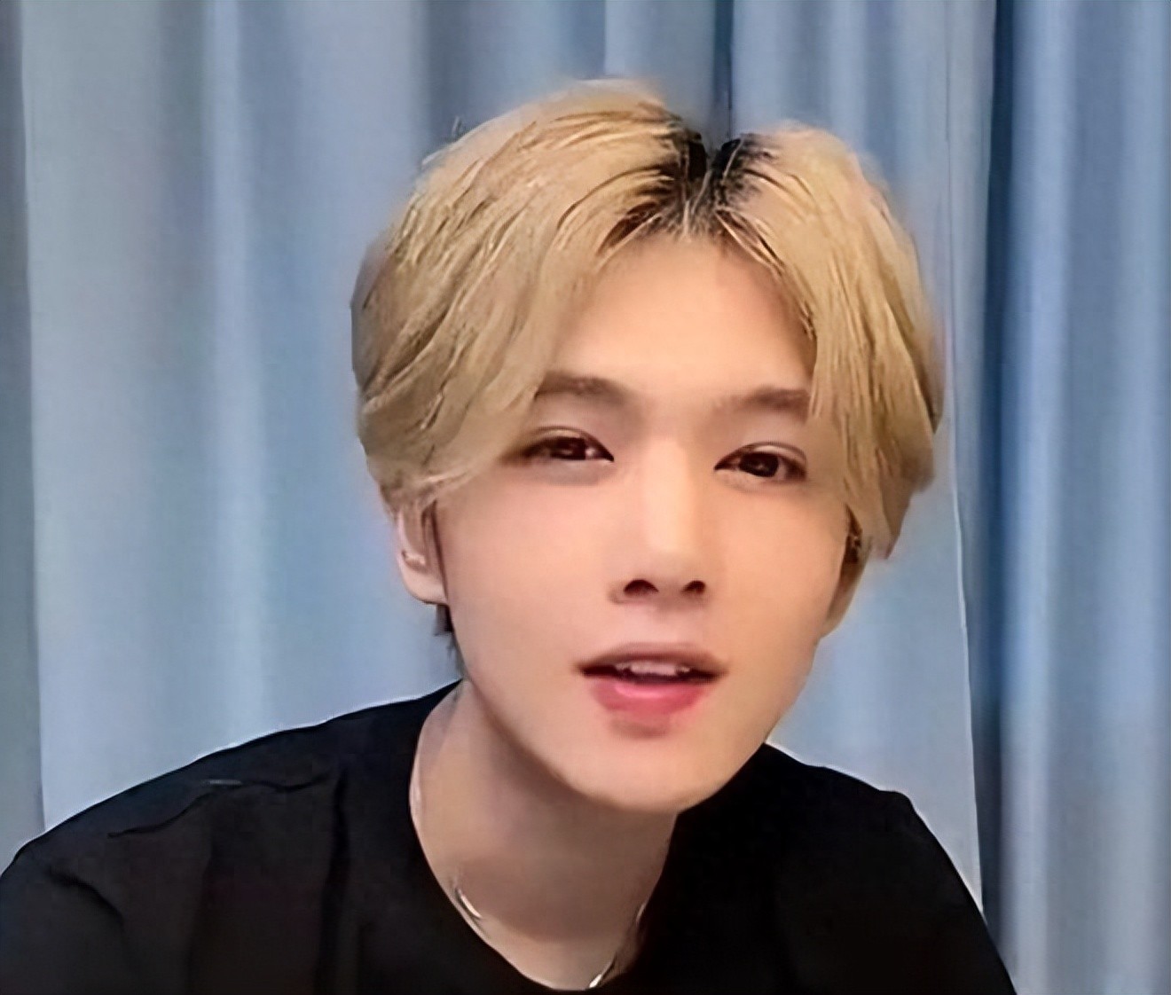 “牛鬼蛇神”现原形,鹿哈官宣领证不到24小时,恶心的一幕出现了