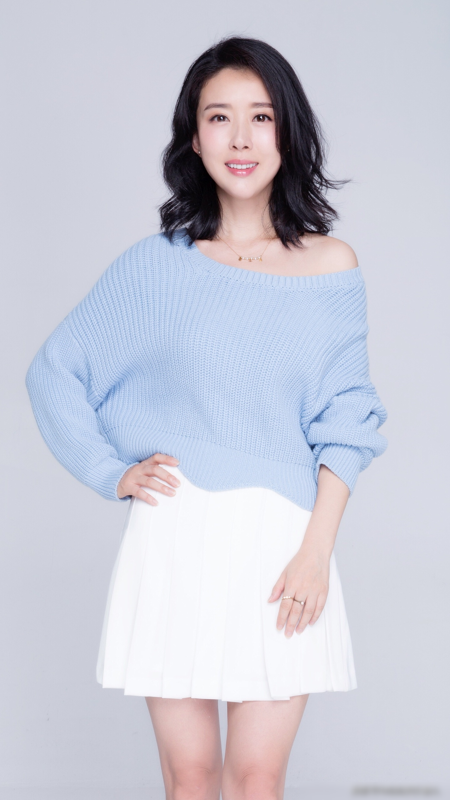 “最美嫦娥”不是白叫的!颜丹晨,真乃人间大蜜桃啊!