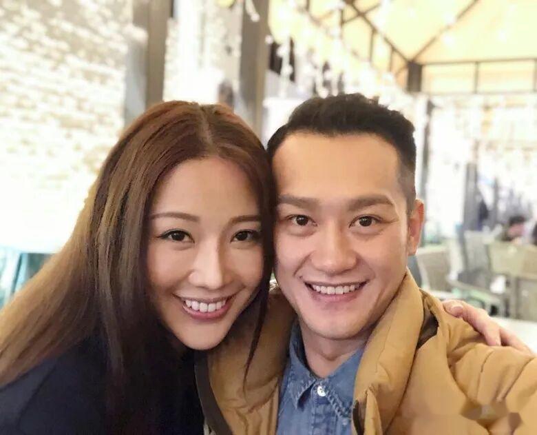 恭喜！TVB离婚男星官宣新恋情，小21岁女友爱炫富曾演过多部电影