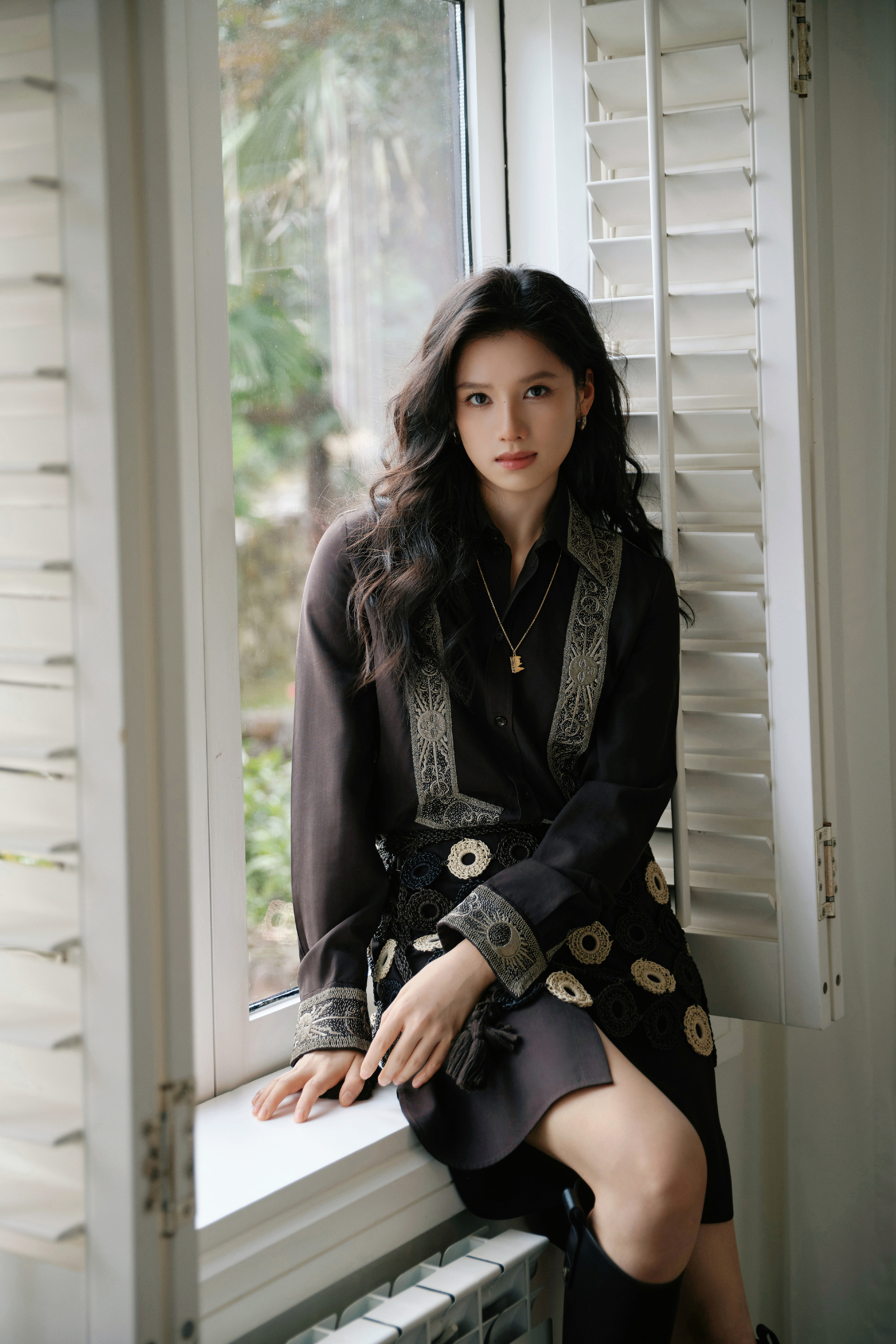 张婧仪冬日女神,又纯又欲的分寸感拿捏得恰到好处