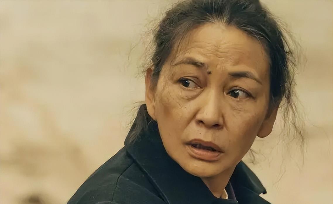 剧圈风云：近期热播剧口碑大起底，《借命而生》位居末席，榜首实至名归