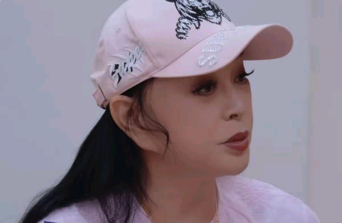 《一路繁花》柯淳聊节目前对繁花团成员印象：姐姐们都很难搞