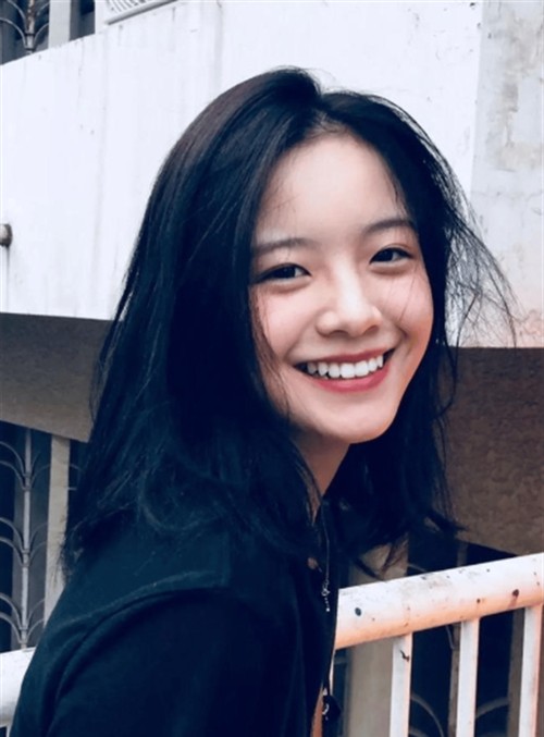 陈思诚也没想到,请了梅婷张小斐坐阵,却被一个00后“抢尽风头”