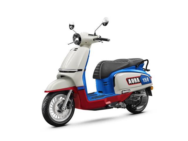 配自研发动机，2025款春风150AURA上市，实用+娱乐，座桶很大