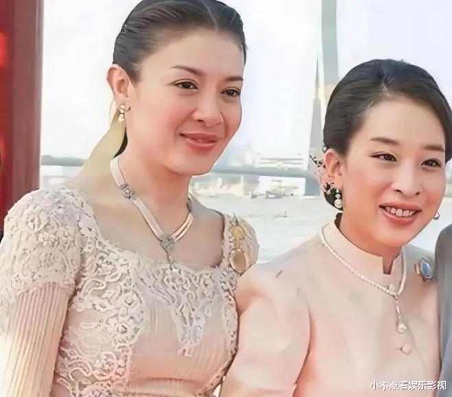 诗妮娜争宠亮出底牌，玛哈一家三口拜见僧王，苏提达不在其中