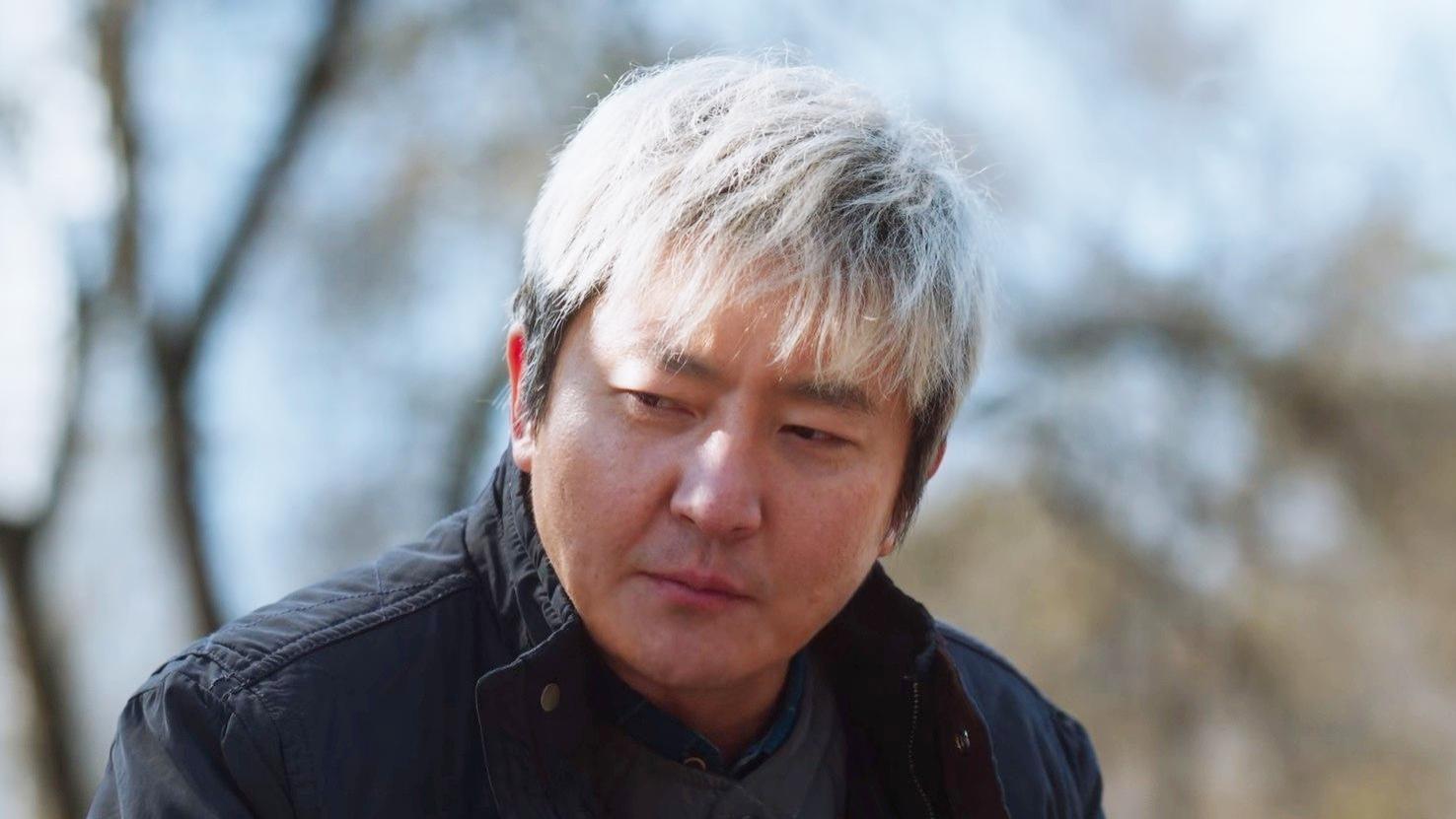 《老舅》大结局：崔国明去世，厂长一句话升华全剧，或拍舅妈前传