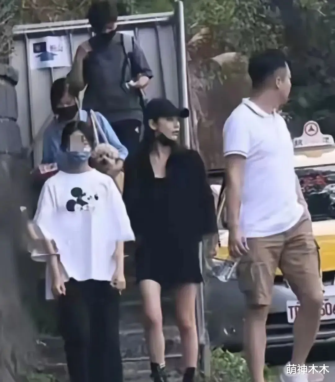 S家遭痛批！大S下葬不通知子女网友直呼离谱，台媒和S家罕见沉默