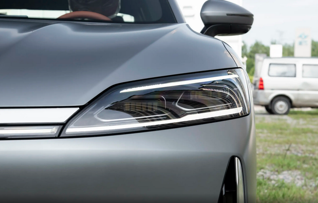 风云A9L不玩儿虚的,全系标配33.68度电池,上市即优惠1万元