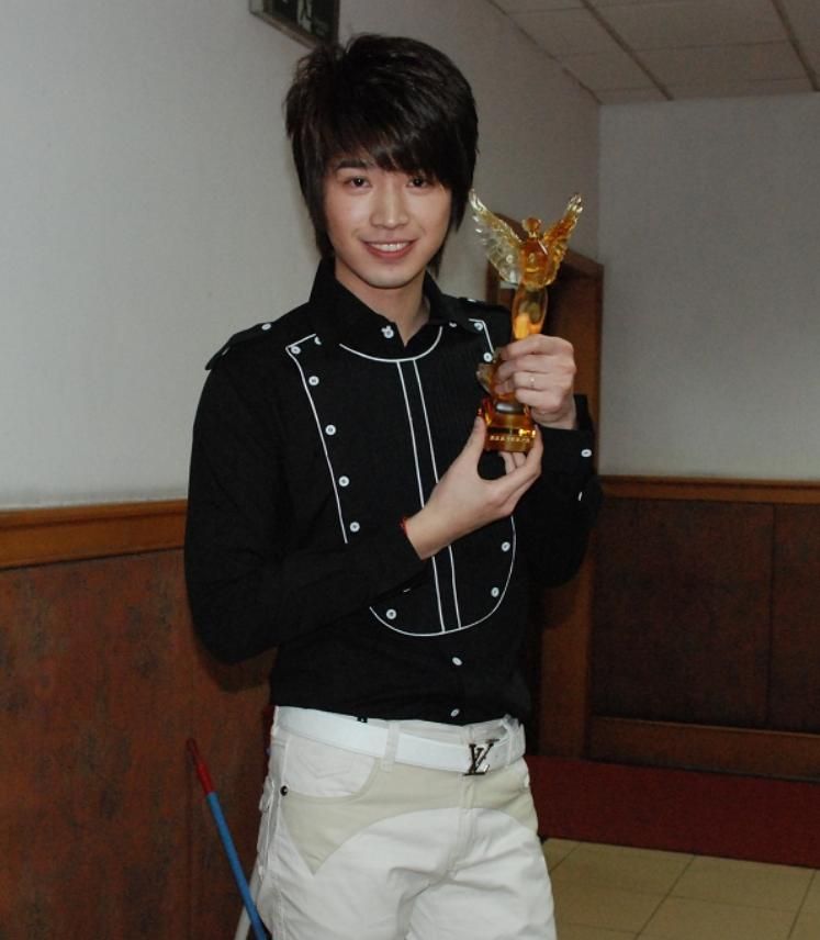 聋人男星宋晓波：1岁因高烧耳聋，29岁娶聋哑模特，女儿是正常人