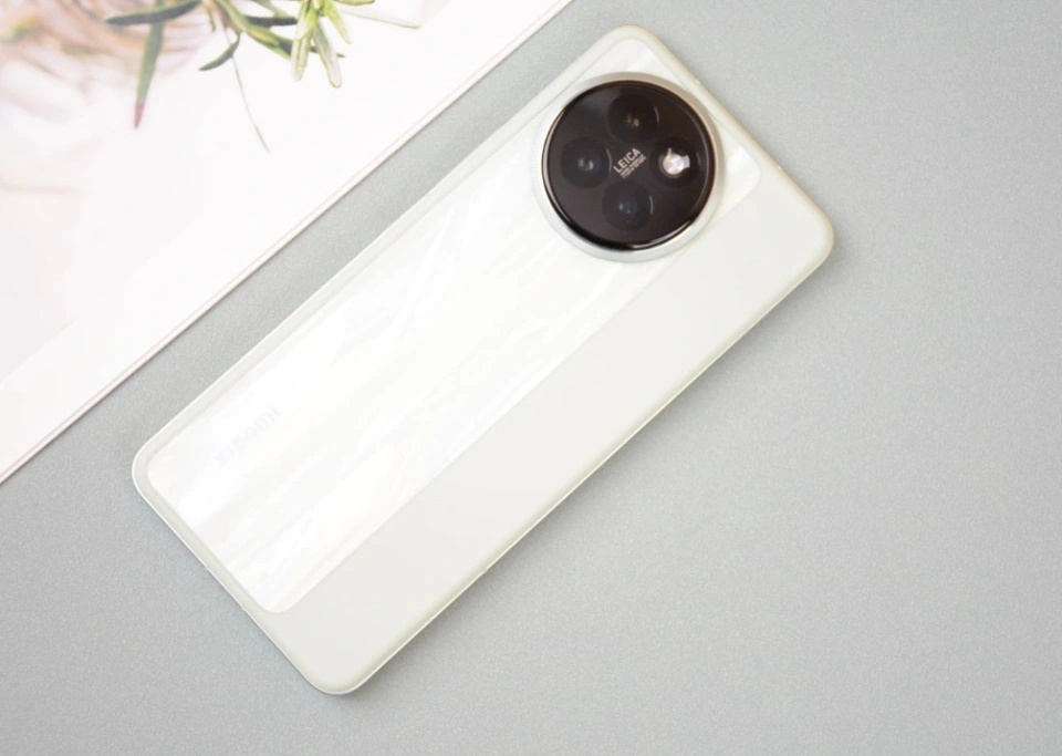 小米“不讲武德”,从3599元降至2438元,16GB+512GB+前置双摄