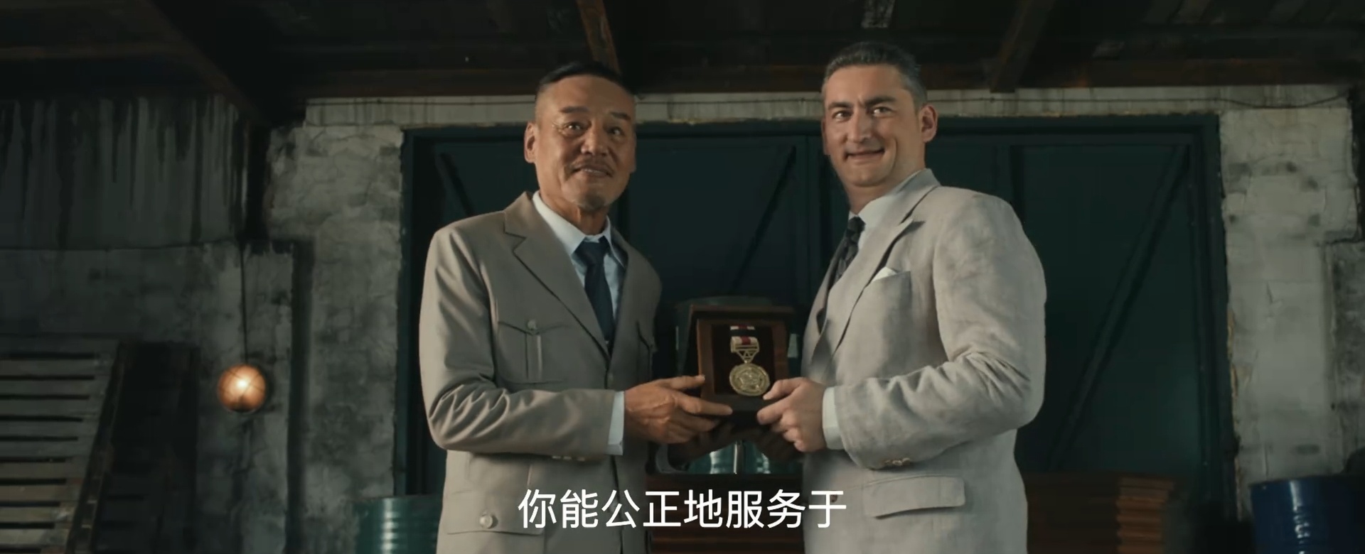 郭靖宇央视剧《狮城山海》首播收视第2，口碑出炉，评价出奇一致