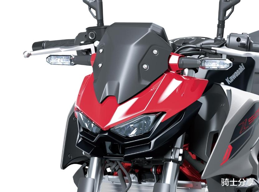 价格下调5000元，川崎发布新款Z500，你会如何选？