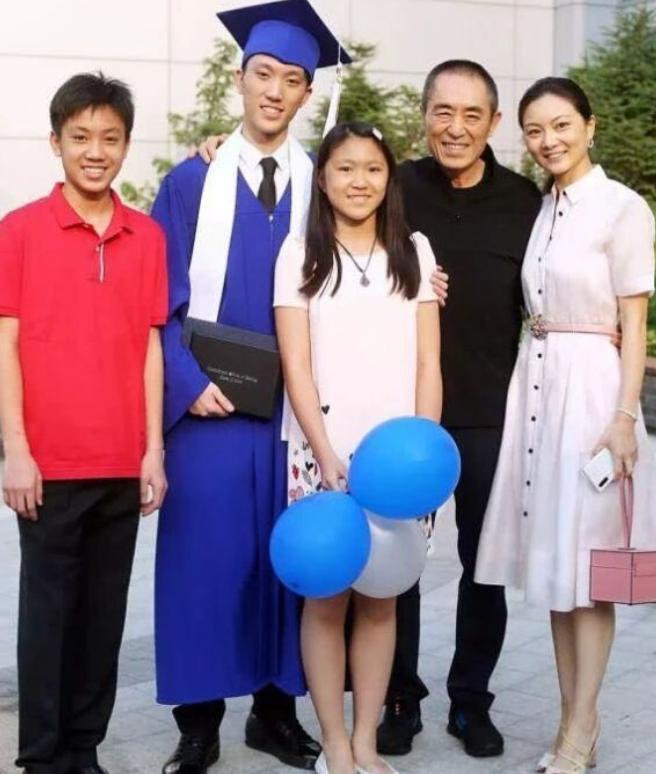 张艺谋做梦也没有想到,才24岁的儿子,如今已经开始为他争光了