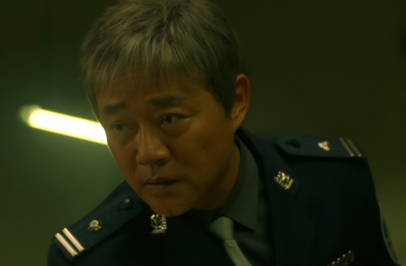 看了4集《不可告人》,没想到尺度真敢拍,这部刑侦剧值得熬夜追