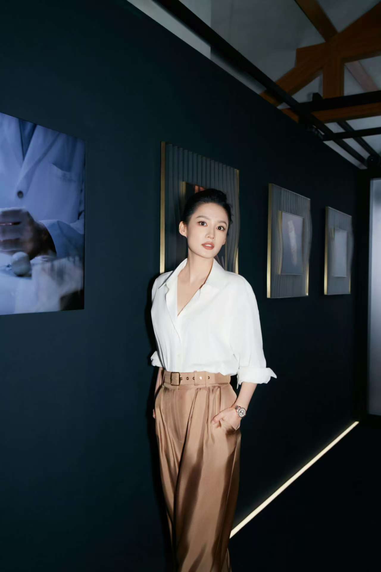 【风格无需多言,质感自会说话】——李沁