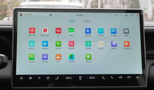 10万级越野SUV方盒子!大空间+四驱,纯电续航220km,家用也很香