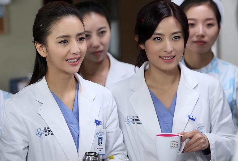 辛芷蕾新剧开播，仅1集收视破千万，连看3集我想说：这剧要火