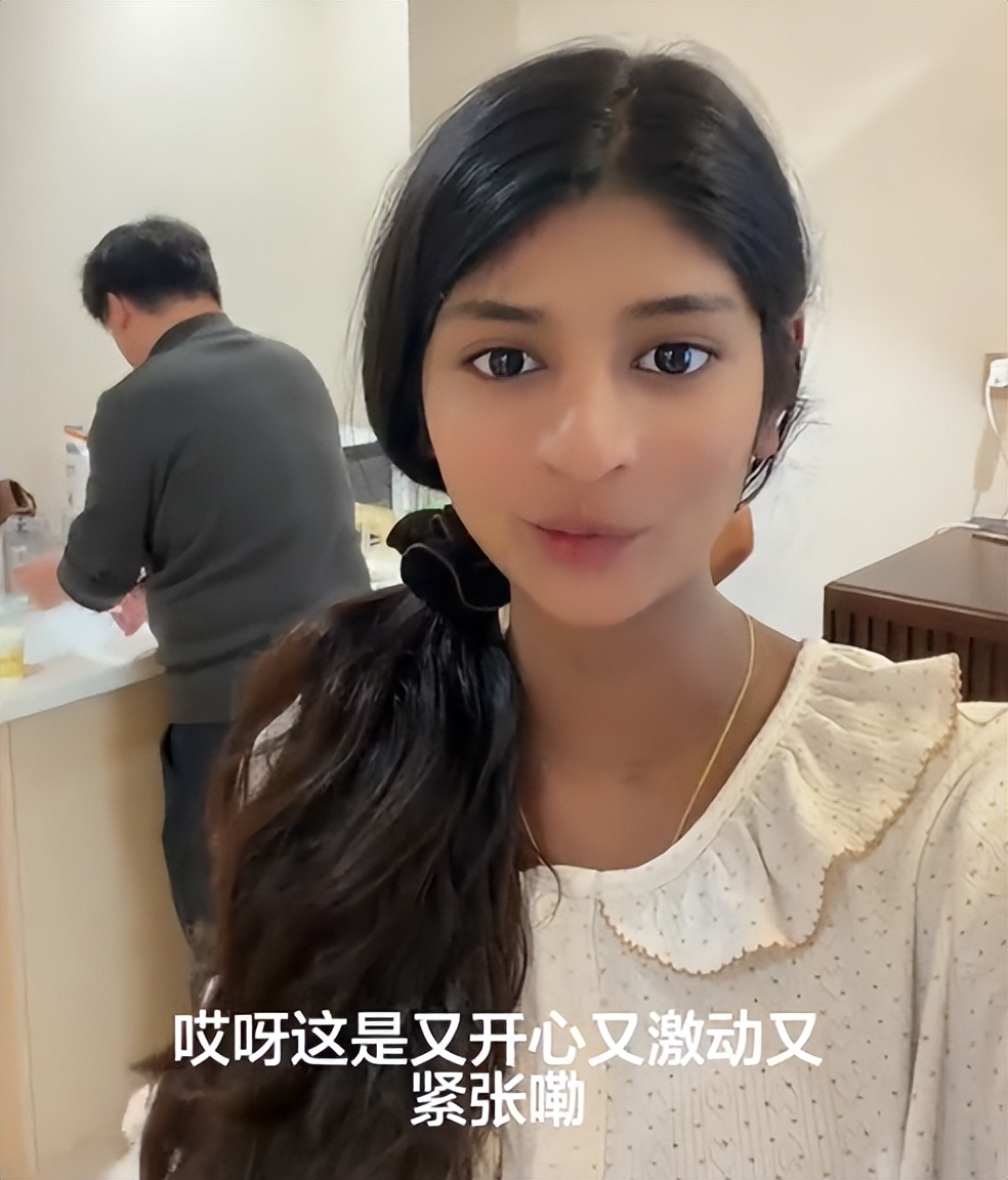 河南小黑妮喜得千金,本人回应孩子皮肤很白,打除了大家的担心