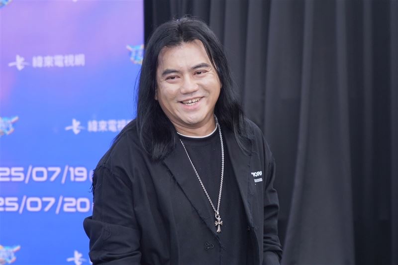 小S暂无复出计划，制作人B2曝其近状，两人私下聊天内容曝光