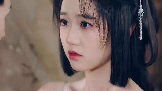 短剧十大女演员！徐艺真封神，余茵逆袭，第7位疯批美人杀疯了！