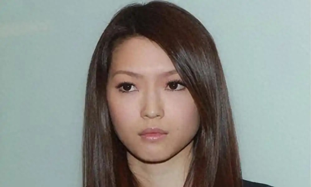 16岁已是人间尤物！4年换20个男人，找到老实人接盘后收心做人妻