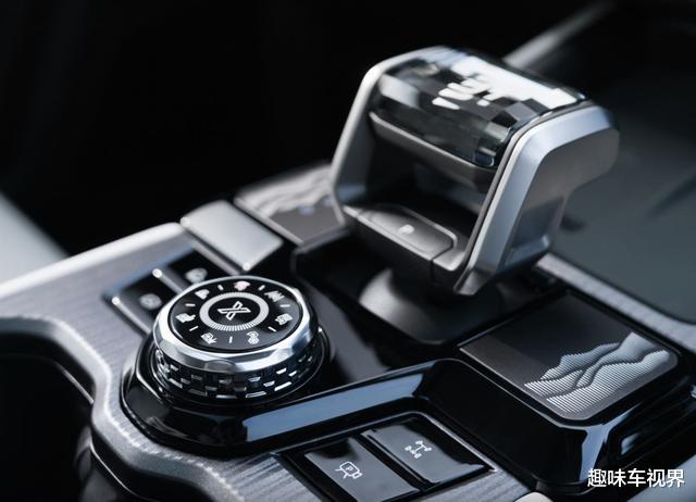 捷途山海T1新增两款车，续航有调整，满足日常通勤和越野需求