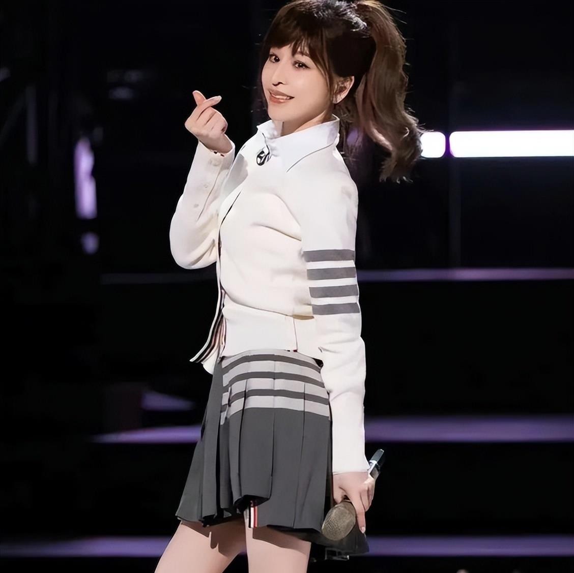 曝王心凌和吴克群疑似约会，女方曾感情受挫，靠甜心教主再翻红