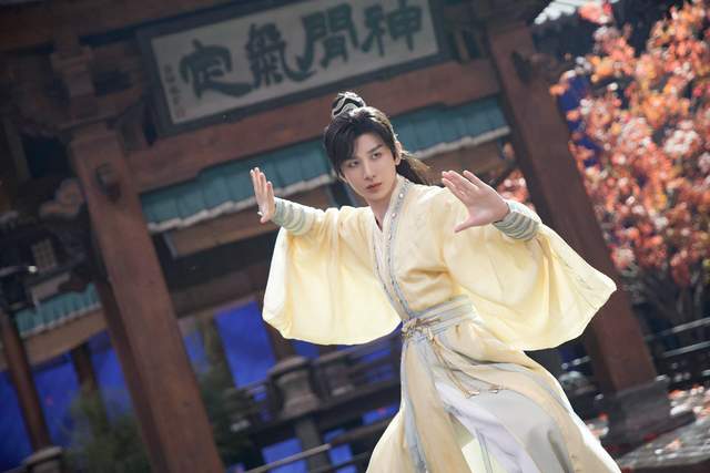 《赴山海》连续被吐槽后,同期对打的《灼灼韶华》却成“黑马”