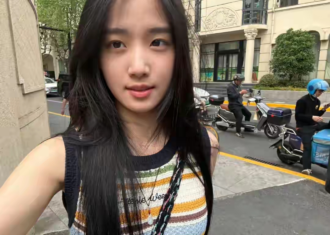 白月光般的存在卢昱晓