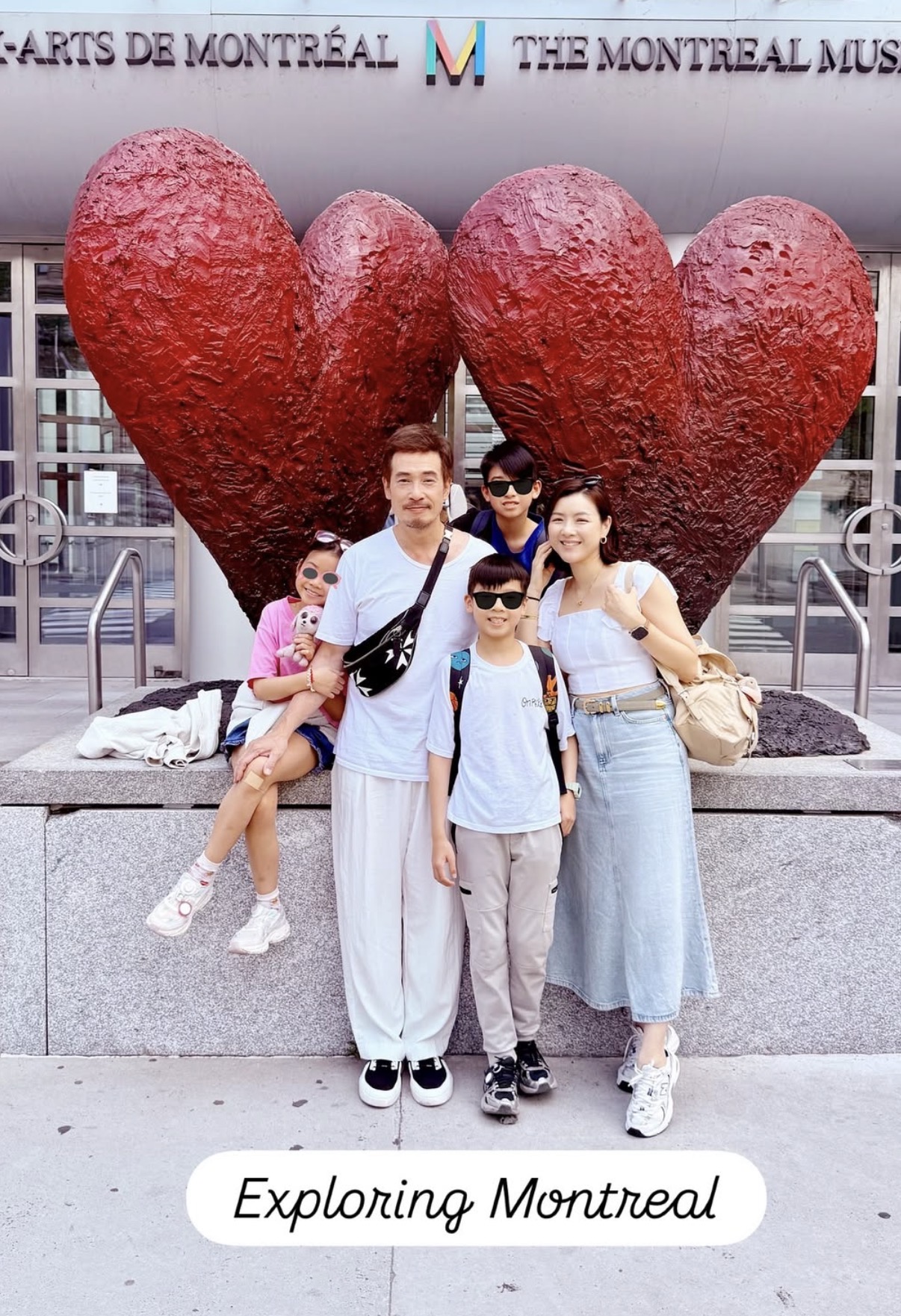 陈豪一家搬入半山豪宅，月租16万与蔡卓妍为邻，一人负担全家开销