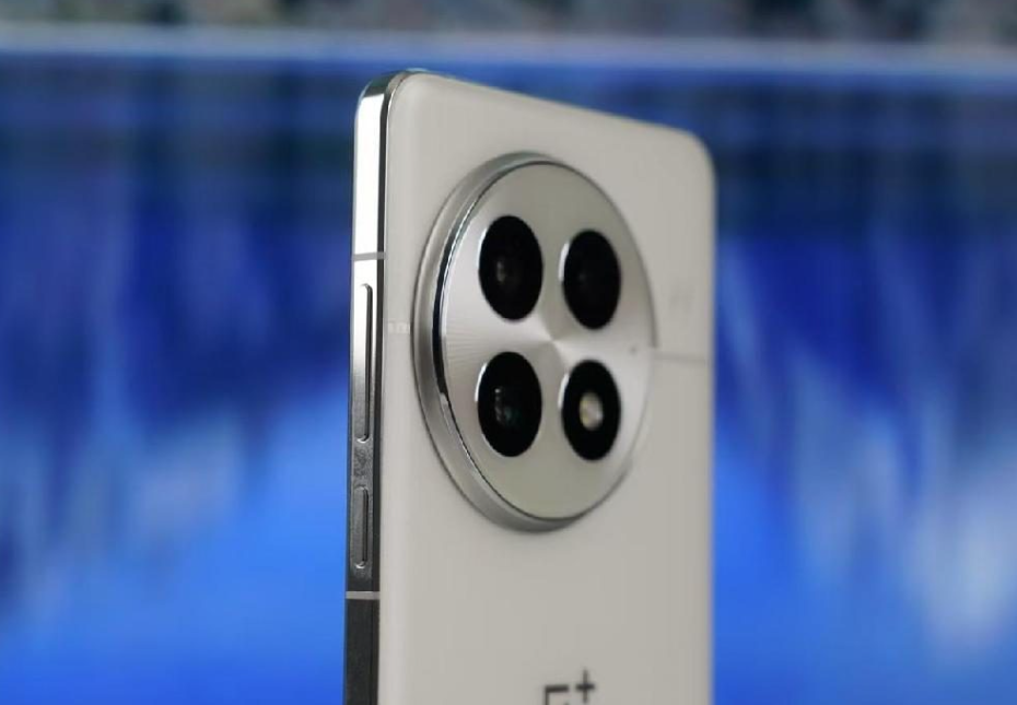 一加豁出去了，24GB+1TB+100W閃充+120倍變焦，國補后還一降再降