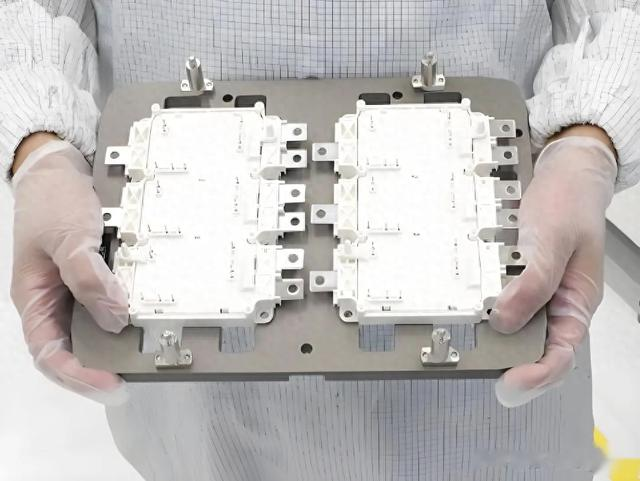 超聲SAM檢測技術在碳化硅功率模塊缺陷檢測應用