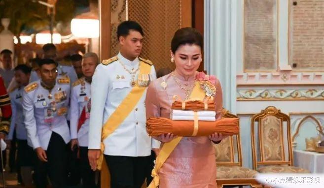 泰王小40岁宠妃变瘦变美,诗妮娜都暂避锋芒,苏提达风头被抢了