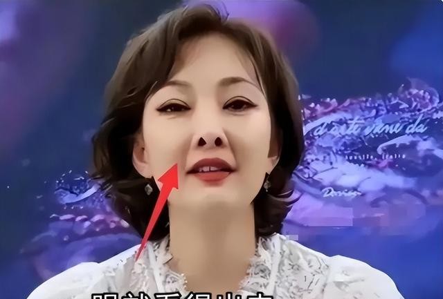 瘦到见骨、全身涂白、假牙泛滥，女明星自残式内卷何时到尽头