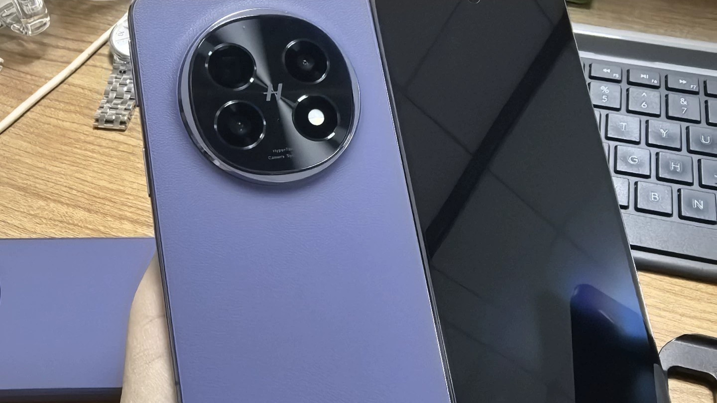 今年买折叠屏不是华为就是oppo?