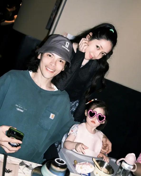 向佐不再隐瞒！坦言当年和郭碧婷求婚的真实想法，原来我们被骗了