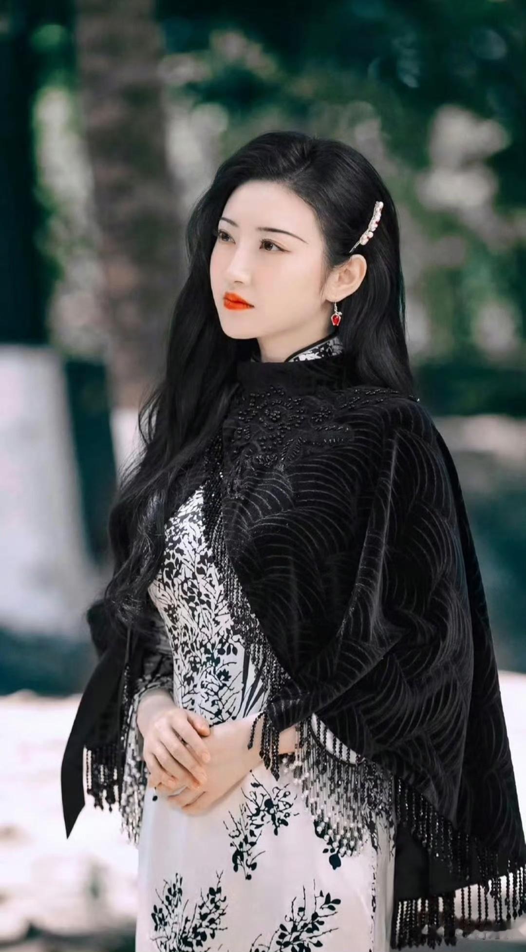 景甜|景甜在旗袍是无人超越的存在!举手投足间都是优雅与贵气
