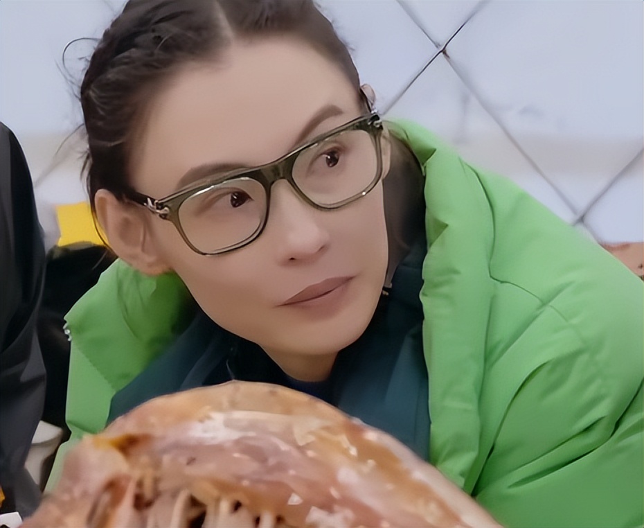 这一次，崩溃大哭的张柏芝，揭开了谢霆锋的体面，原来向佐没说谎