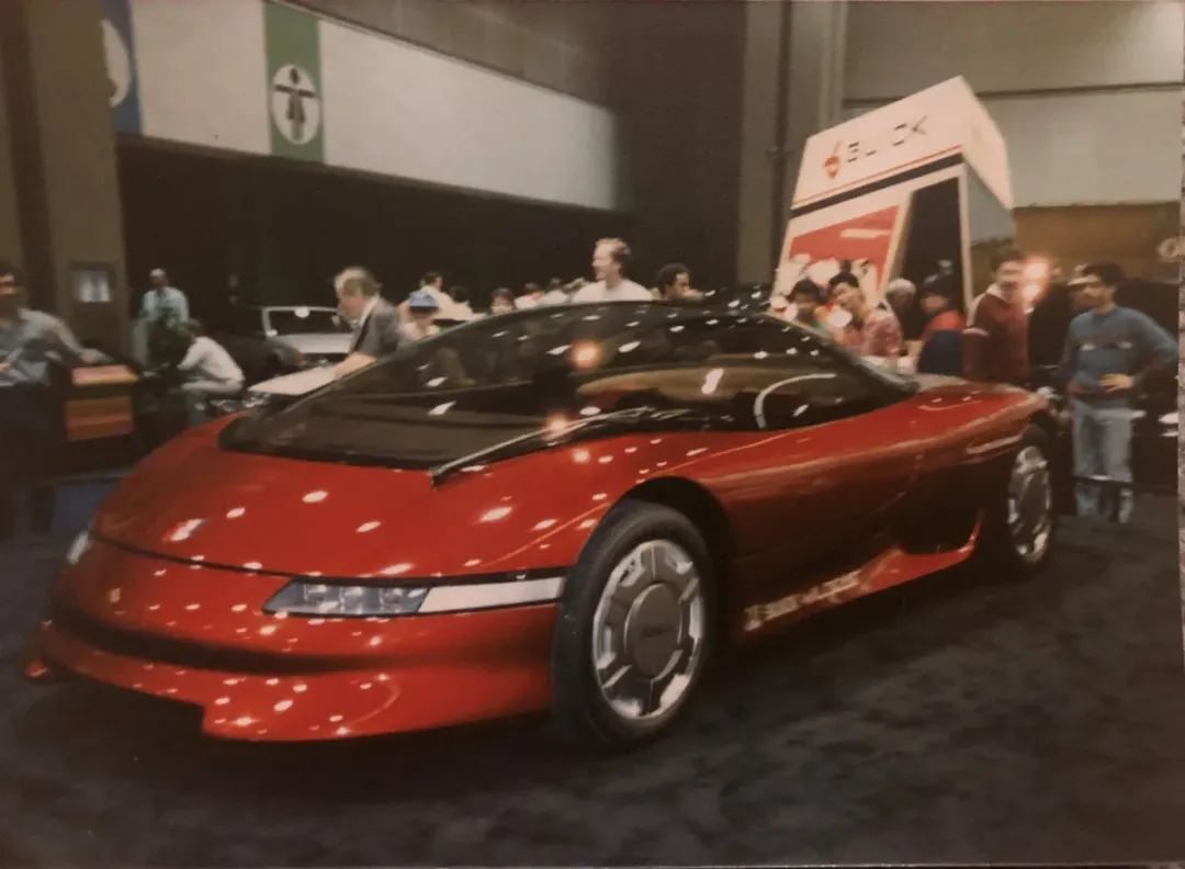 差点挑战法拉利的中置怪兽别克Wildcat，80年代最被低估的概念车！