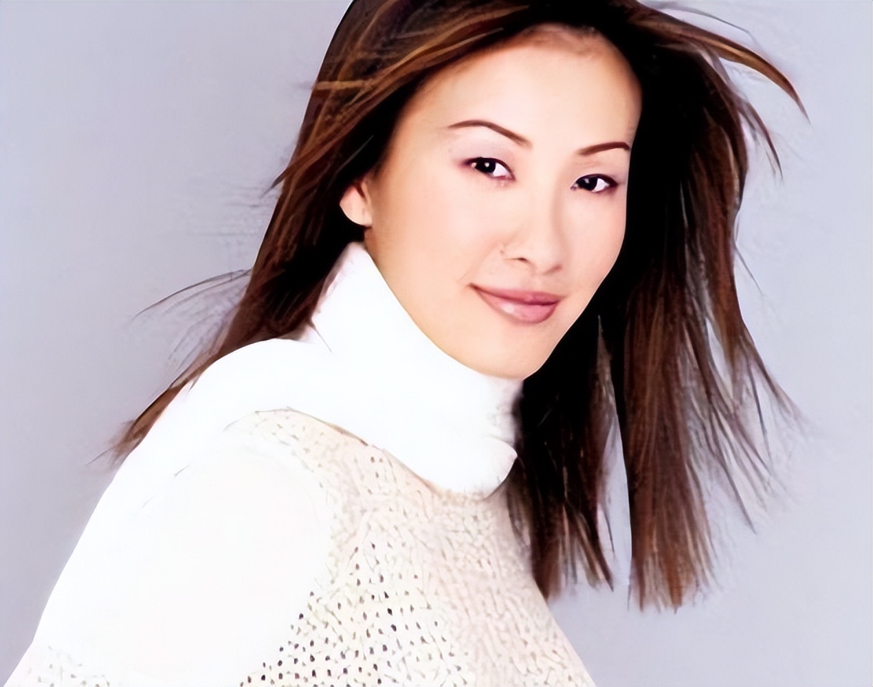 差点嫁给“香港财神爷”，她咋从TVB“花旦”混成了教培老师？